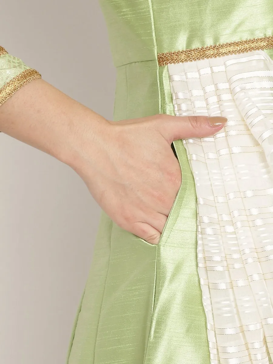 Ahalyaa Gorgeous Green Art Silk Kurta