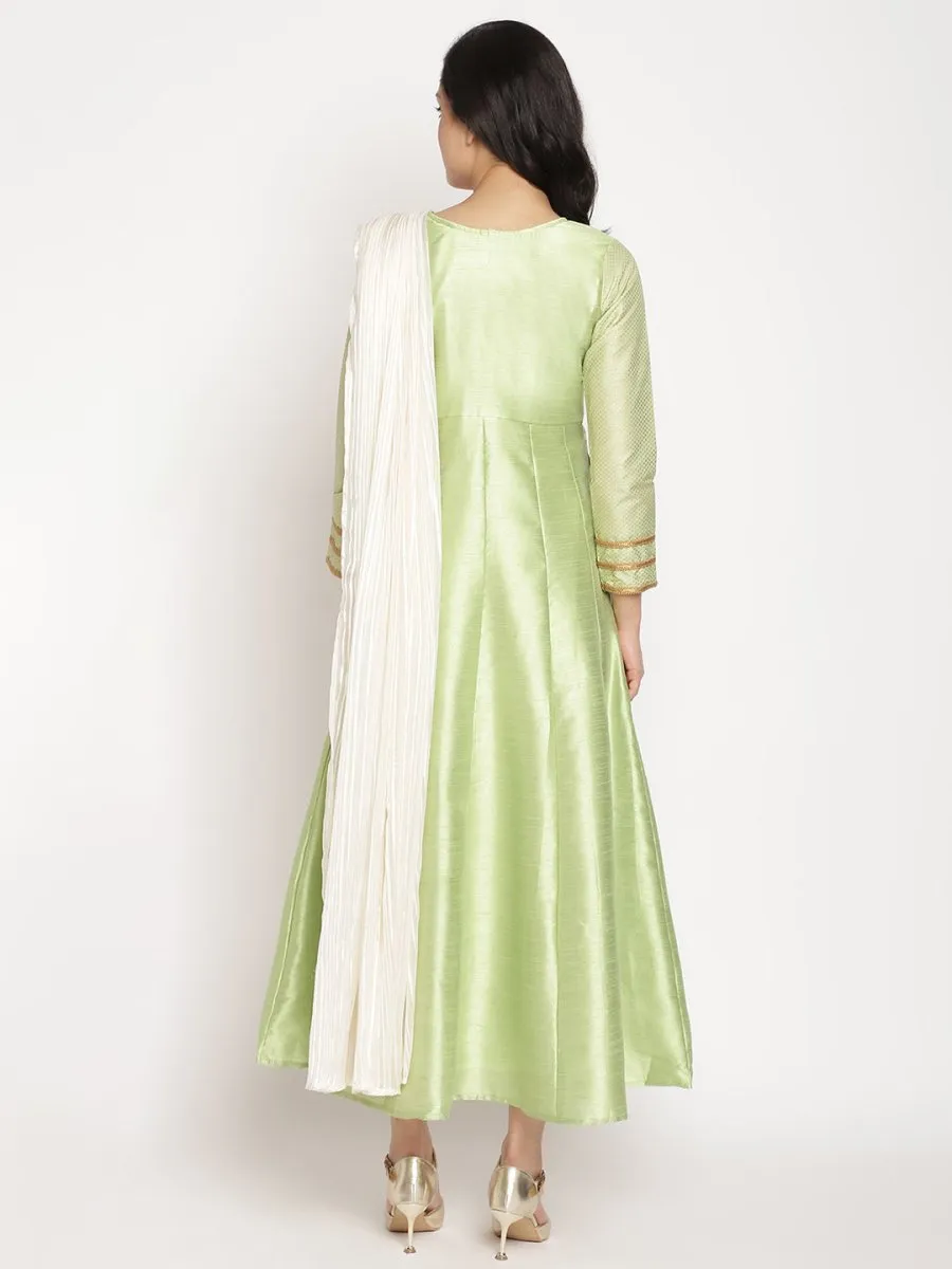 Ahalyaa Gorgeous Green Art Silk Kurta