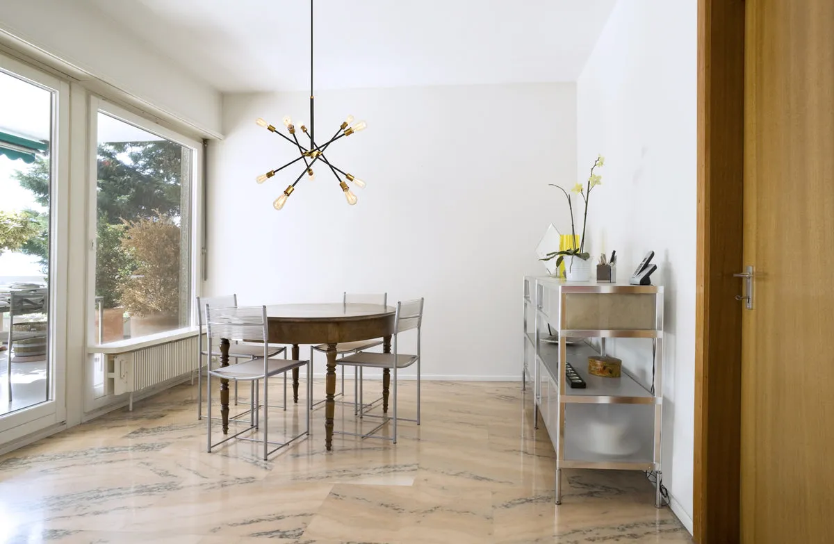 Axel 10 Light Chandelier