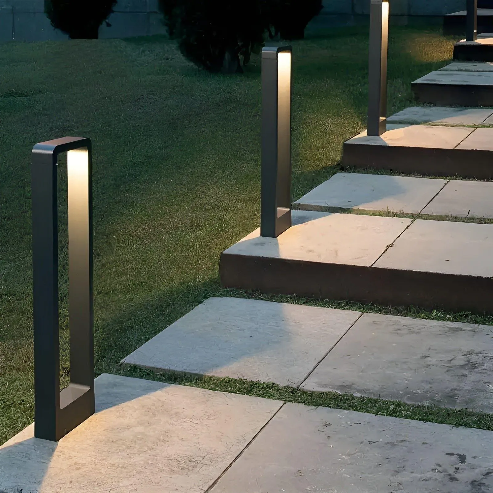 Bloom Lampe - Moderne LED-Gartenbeleuchtung für Ihren Rasen Luxus