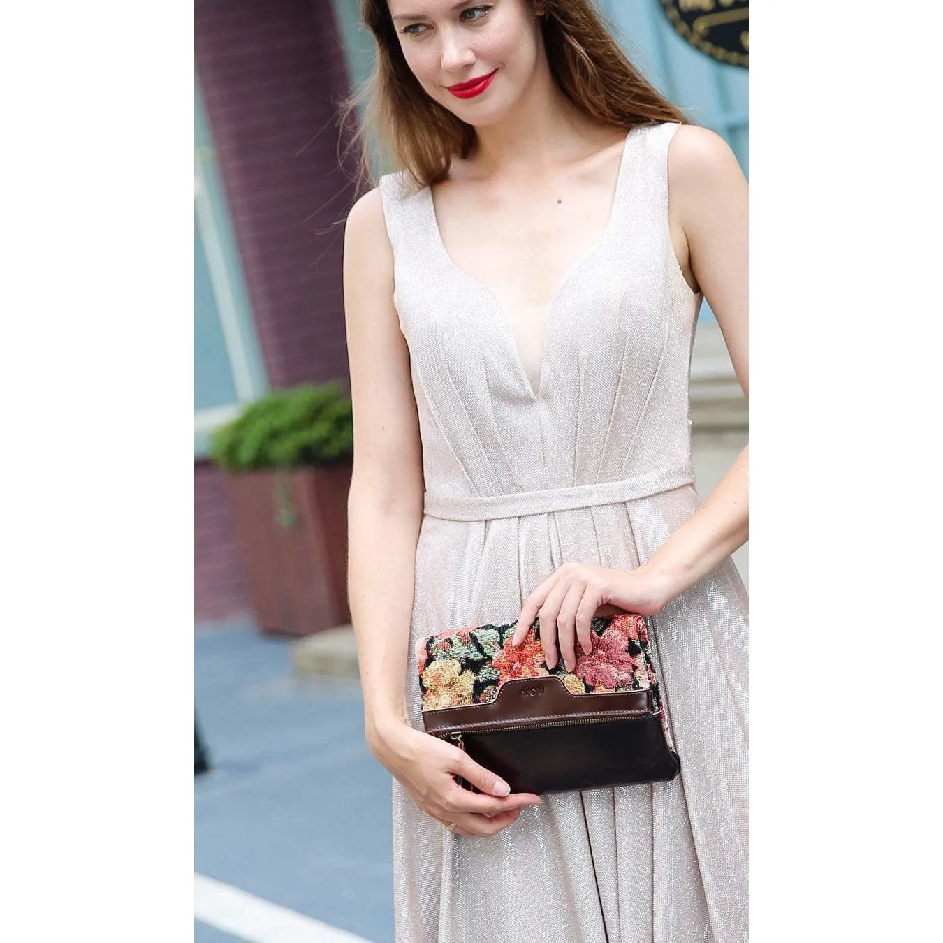 Carpet Clutch & Wristlet Floral Rose
