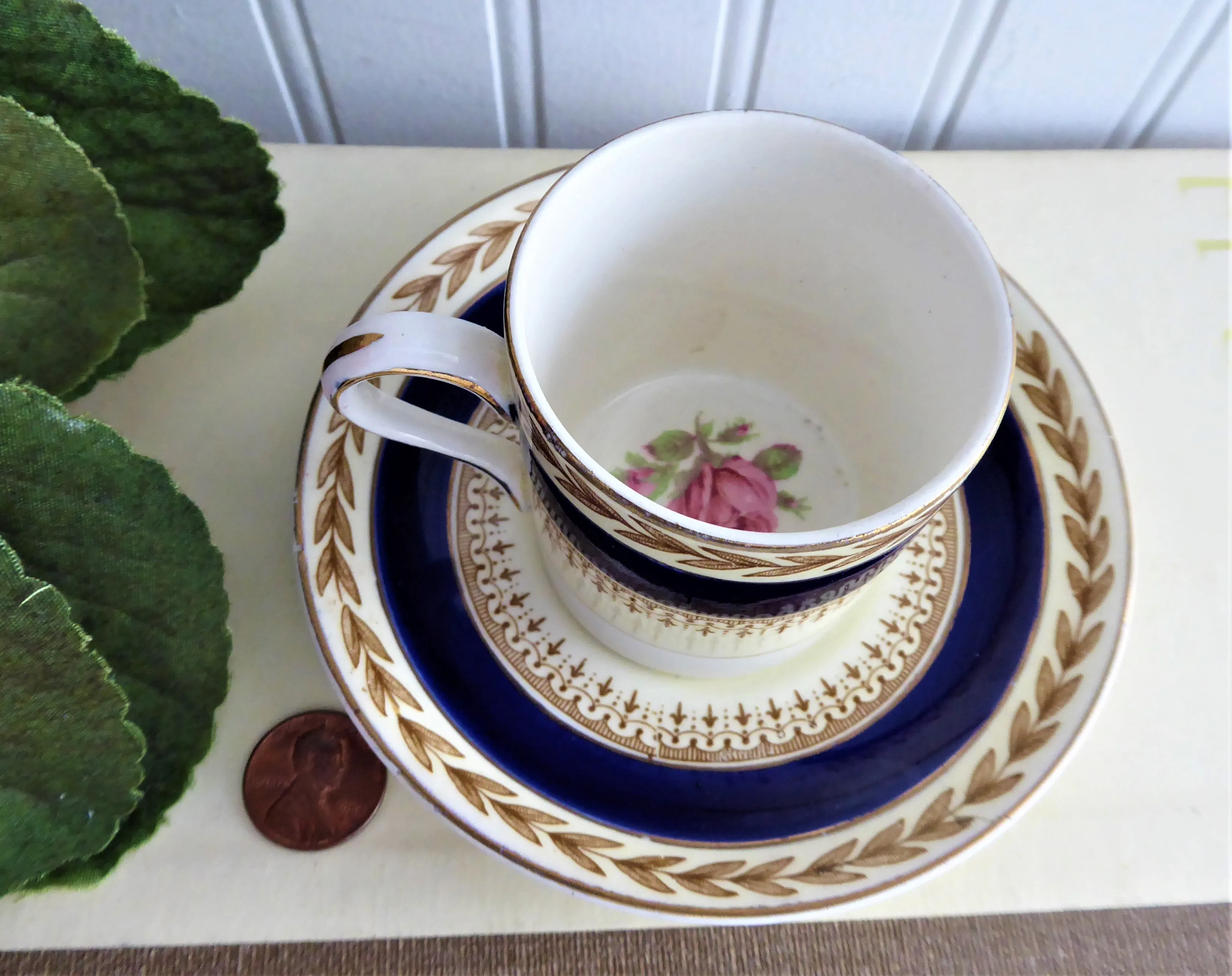 Demitasse Cup And Saucer Crown Ducal 1916-1925 Bergdorf Goodman Pink Rose