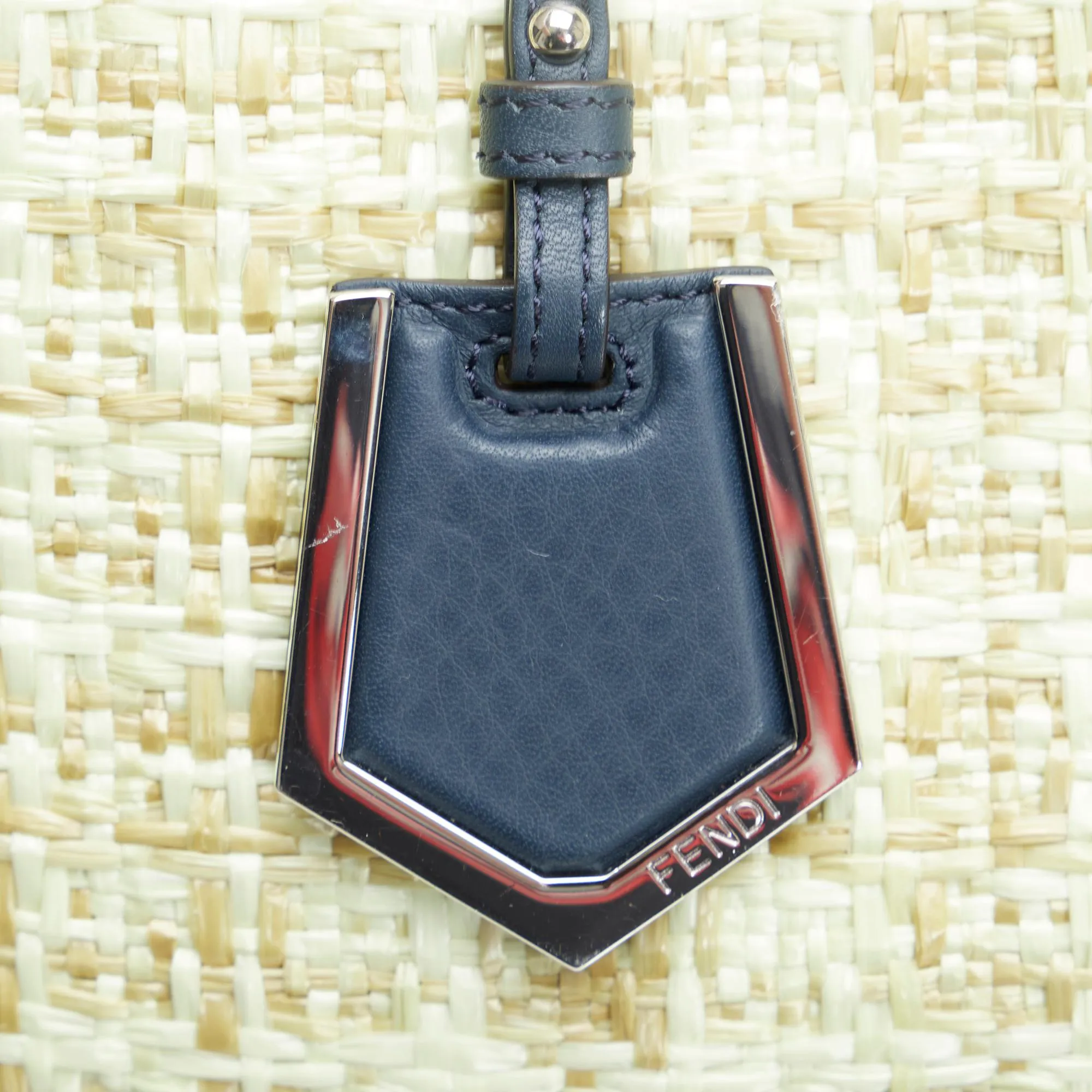 Fendi Petit 2Jours Handbag (SHG-BbFTbq)