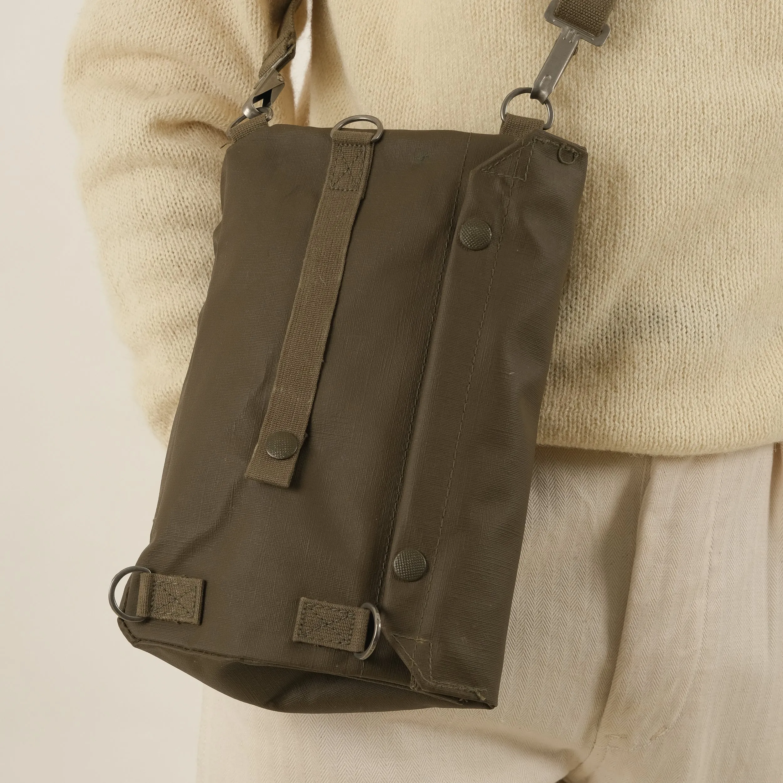 GENUINE SWISS ARMY SATCHEL