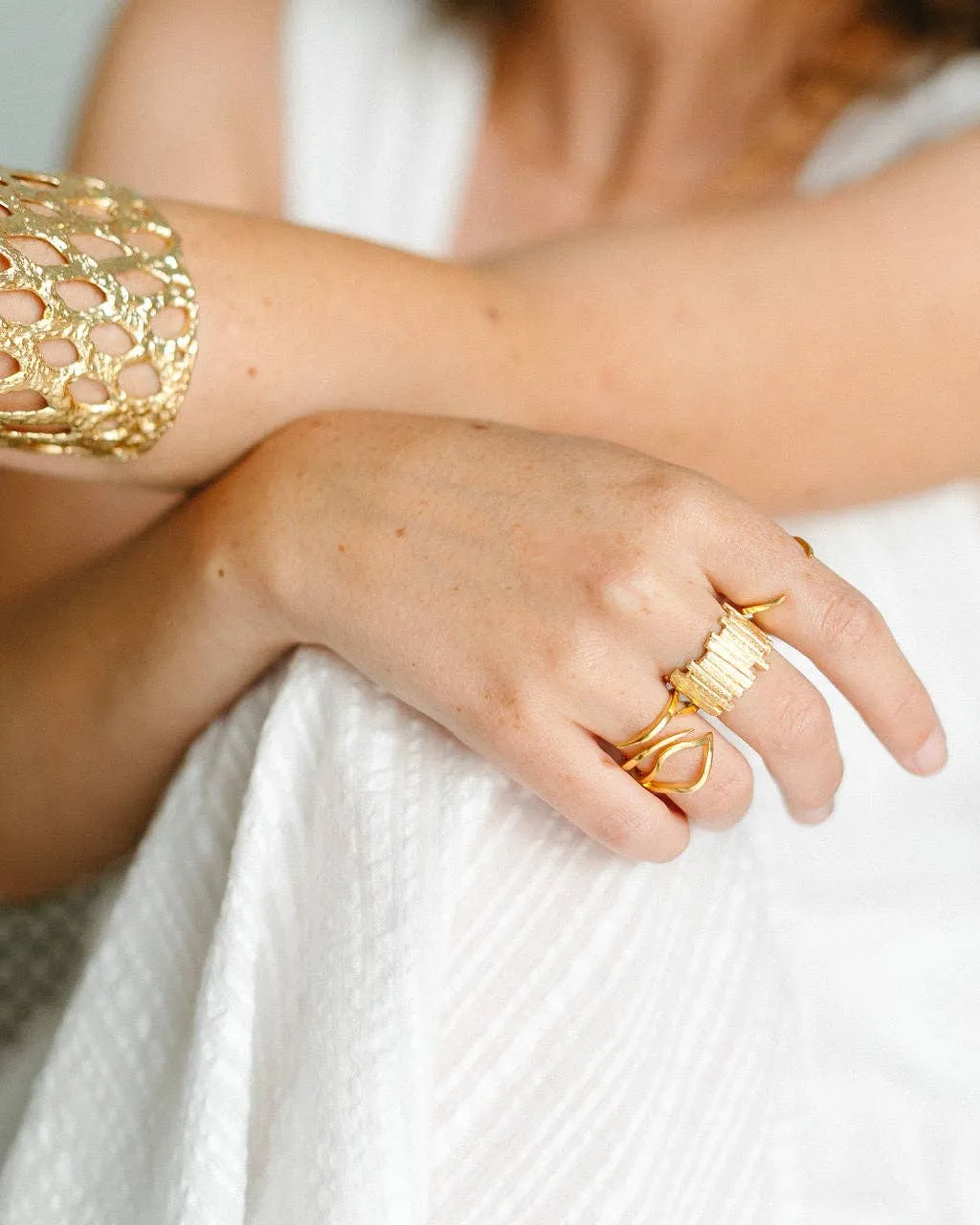 Gorgeous Brass Ring Size 7