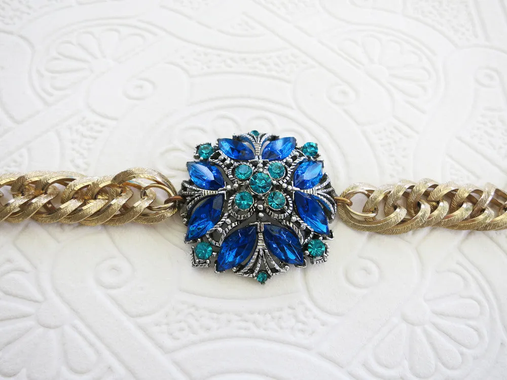 Gorgeous Teal Rhinestone Earrings