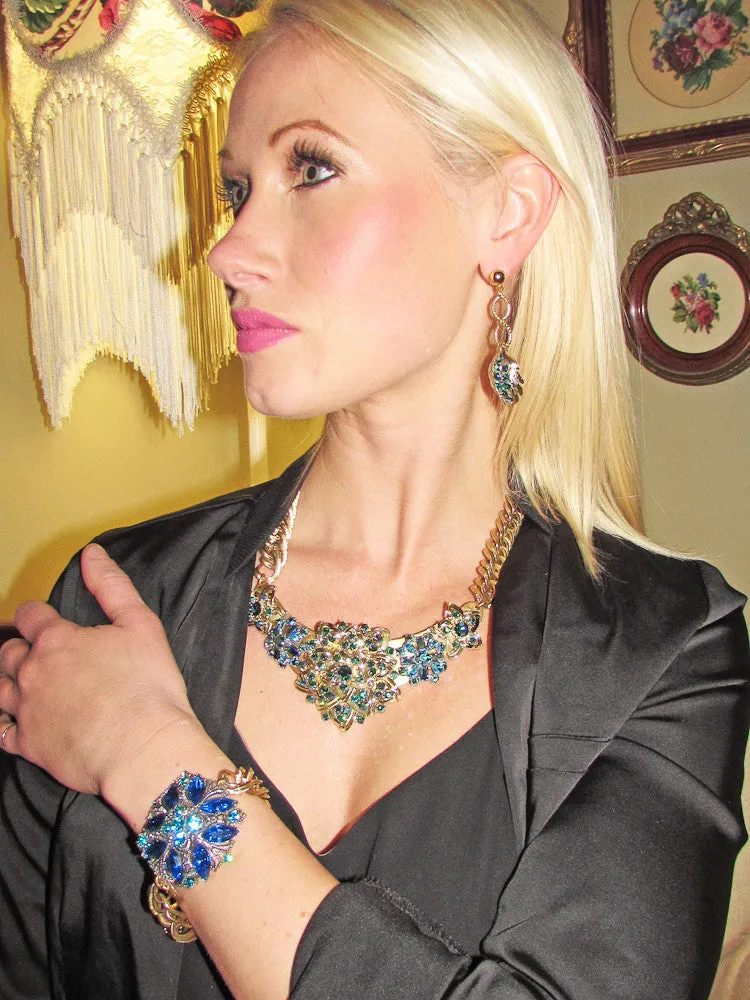 Gorgeous Teal Rhinestone Earrings