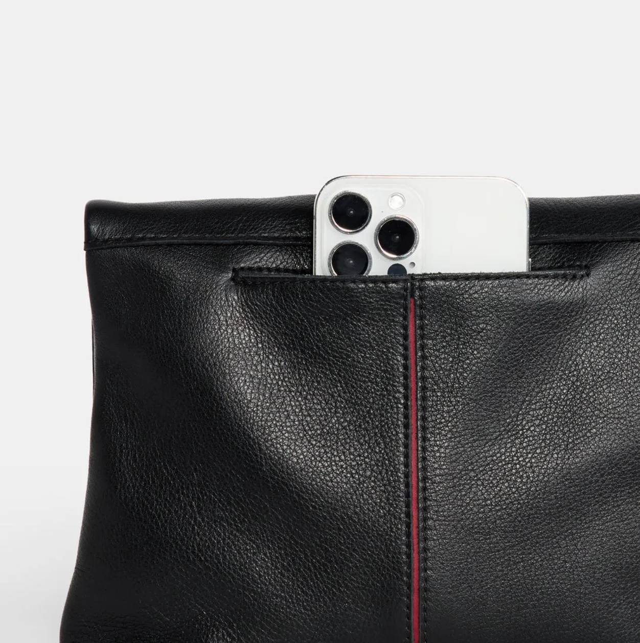 Hammitt VIP Medium in Black/Brushed Gold Red Zip