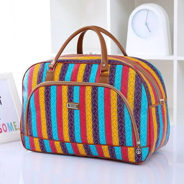 Large Capacity Leather Women Travel Bags Hand Luggage Duffle Bag Travelling Bags and Luggage for Women Weekend Overnight Handbag