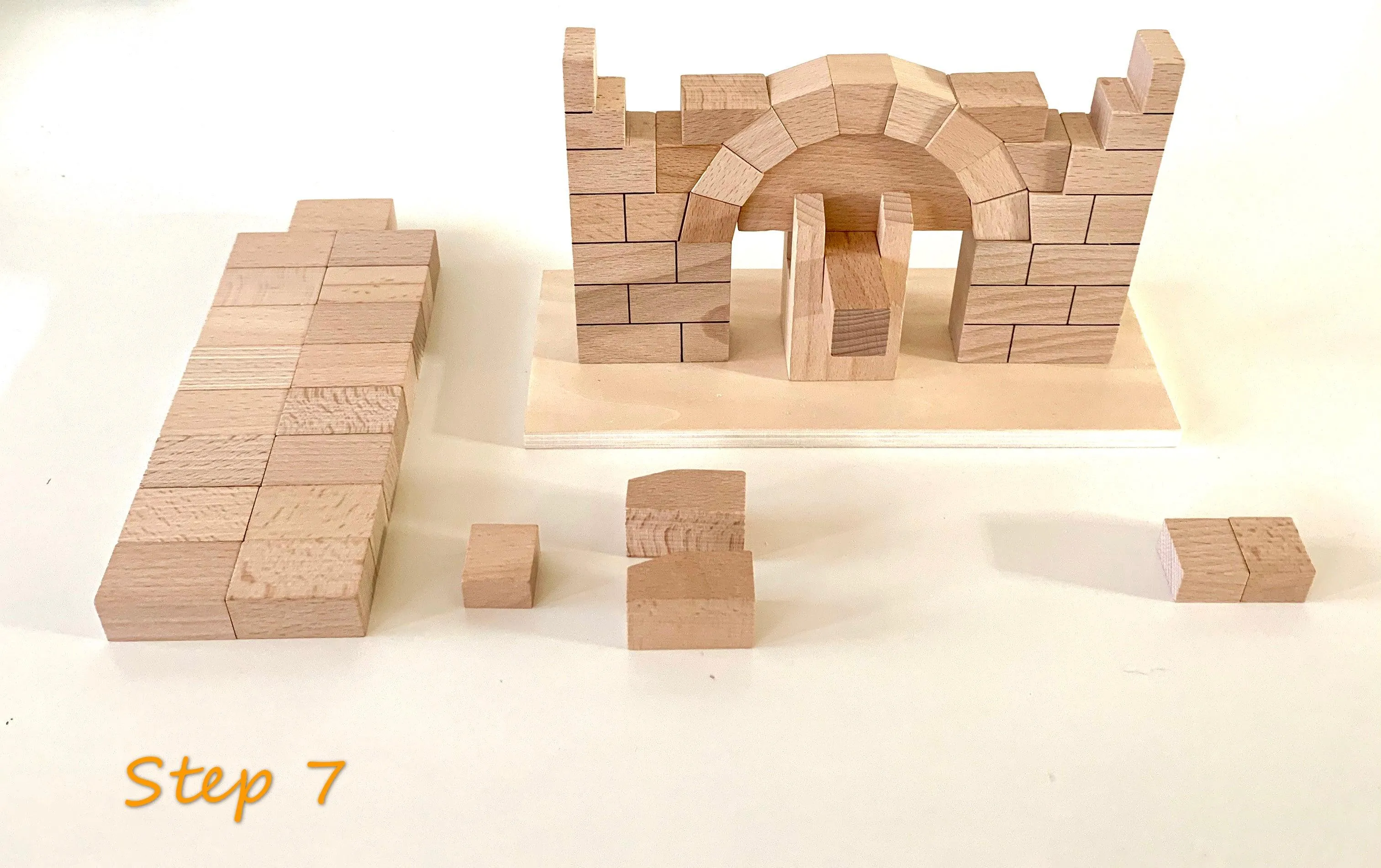 Montessori Roman Arch Building Blocks 4yrs 