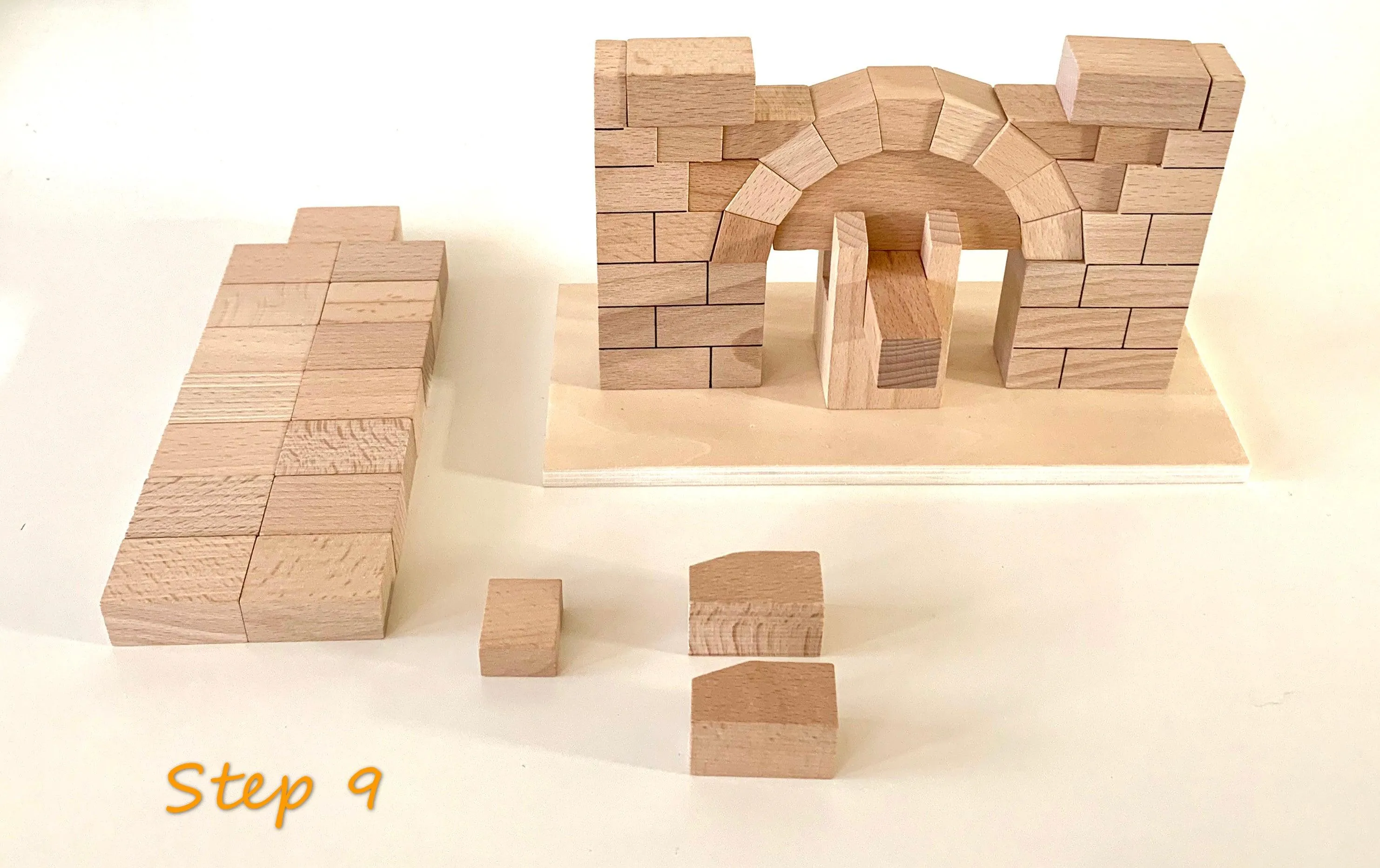 Montessori Roman Arch Building Blocks 4yrs 