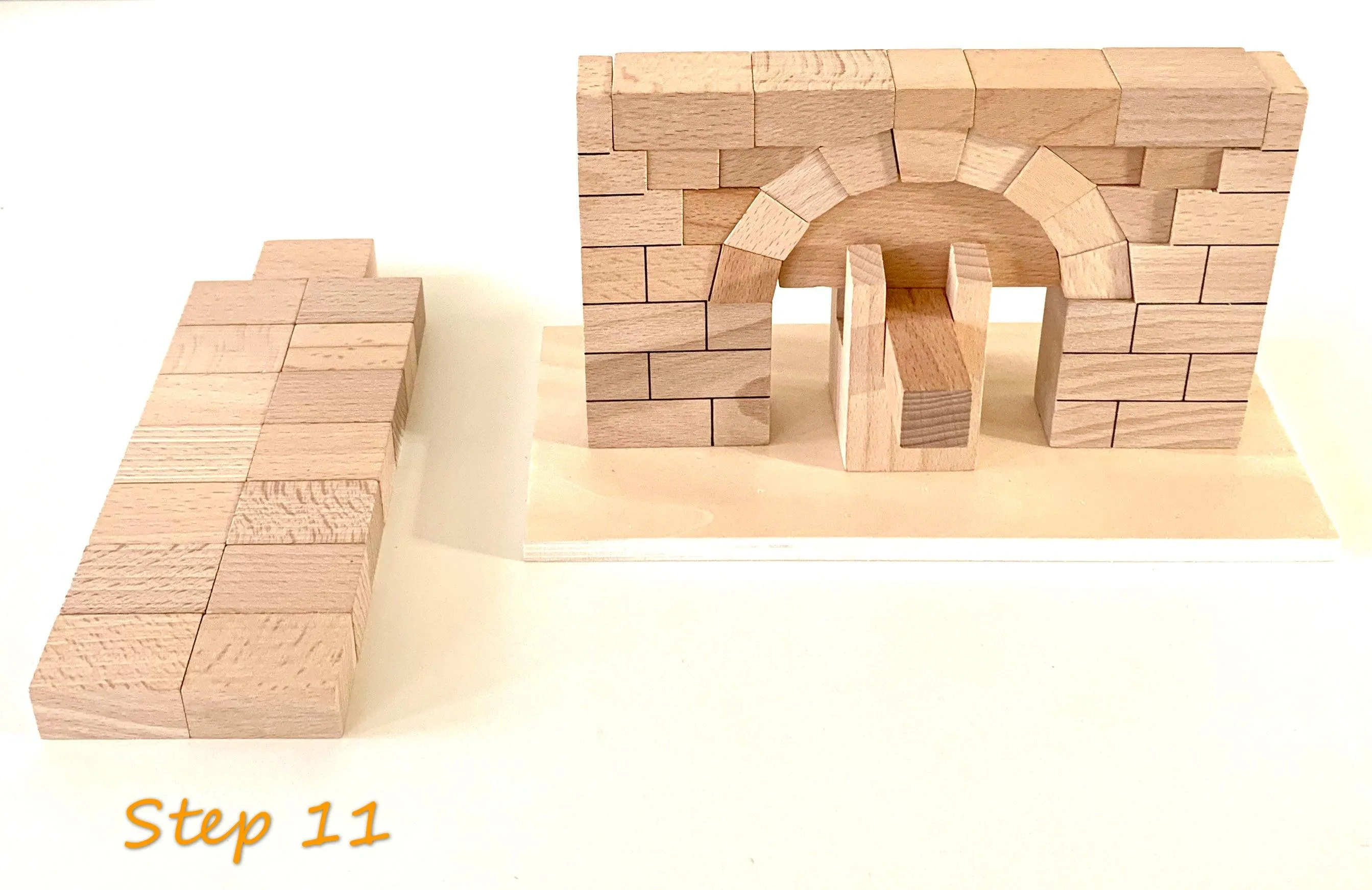 Montessori Roman Arch Building Blocks 4yrs 