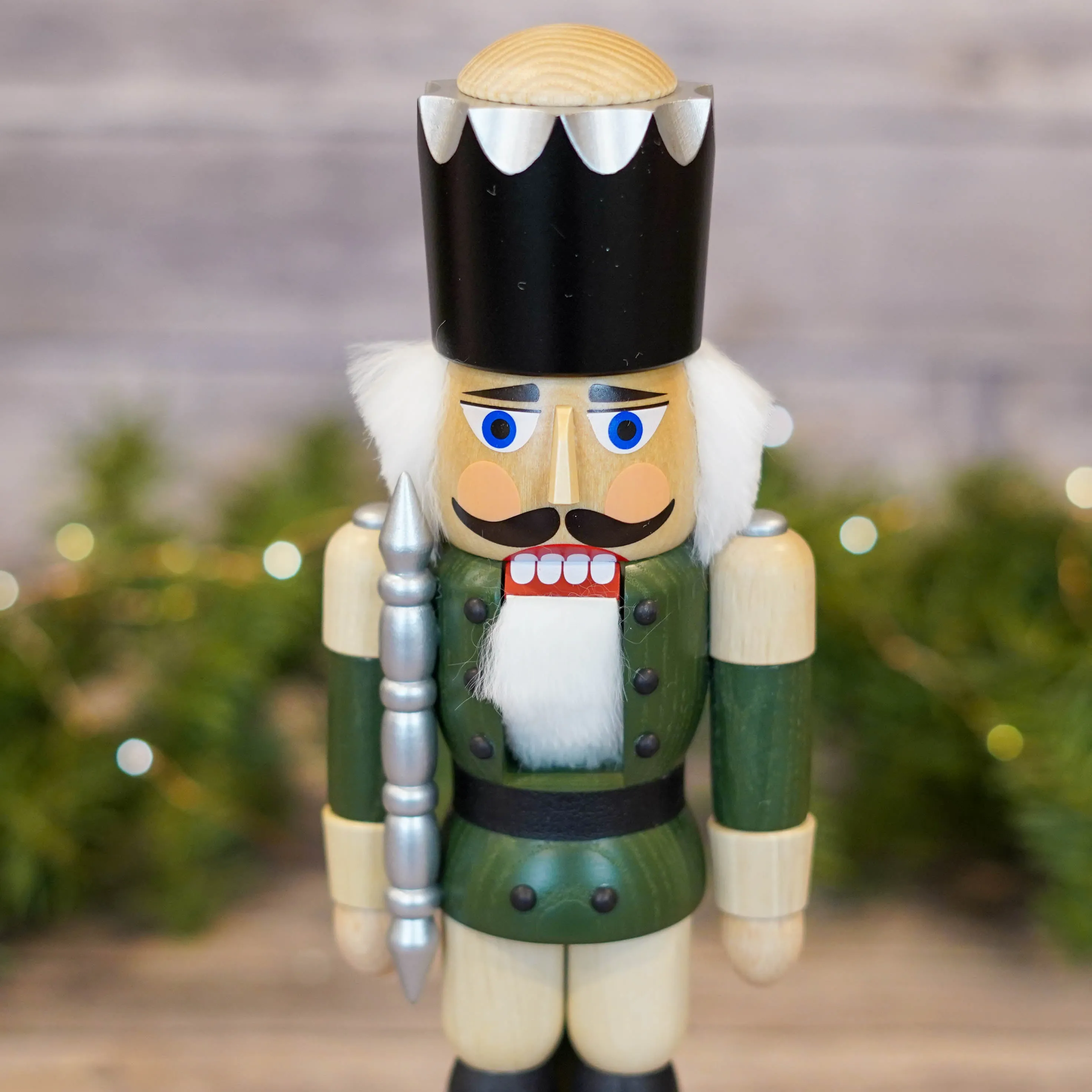 Nutcracker - King, Forest Green