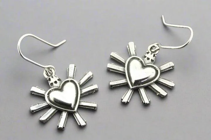 Shining heart earring - sterling silver