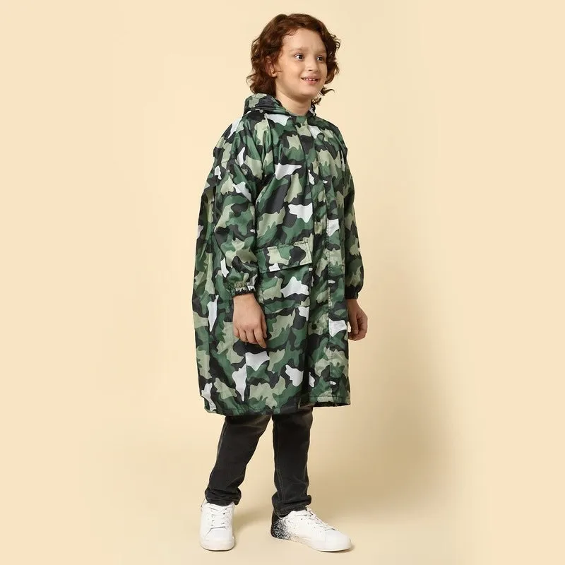THE CLOWNFISH Felix Series Kids Waterproof PVC Longcoat with Adjustable Hood & Extra Space for Backpack/Schoolbag Holding. Plastic Pouch. Kid Age-12-13 years (Size-42-Light Blue)