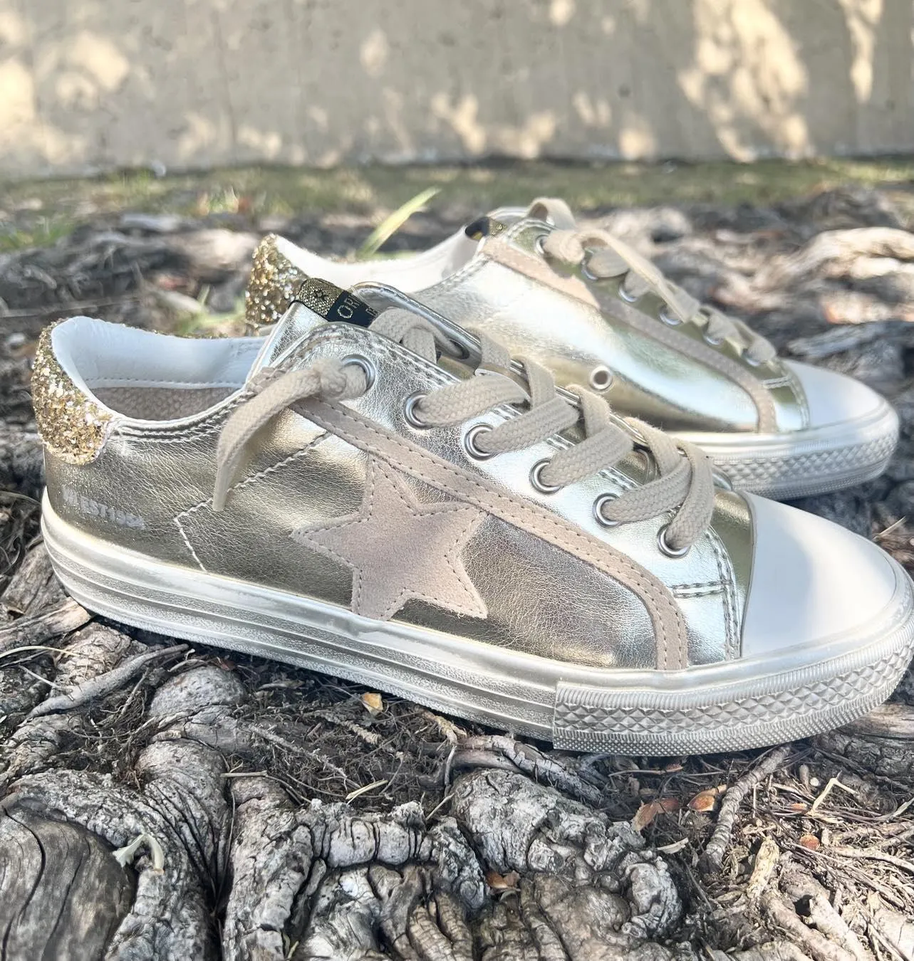 Vintage Hanava Alive 18 Gold Taupe Shoes