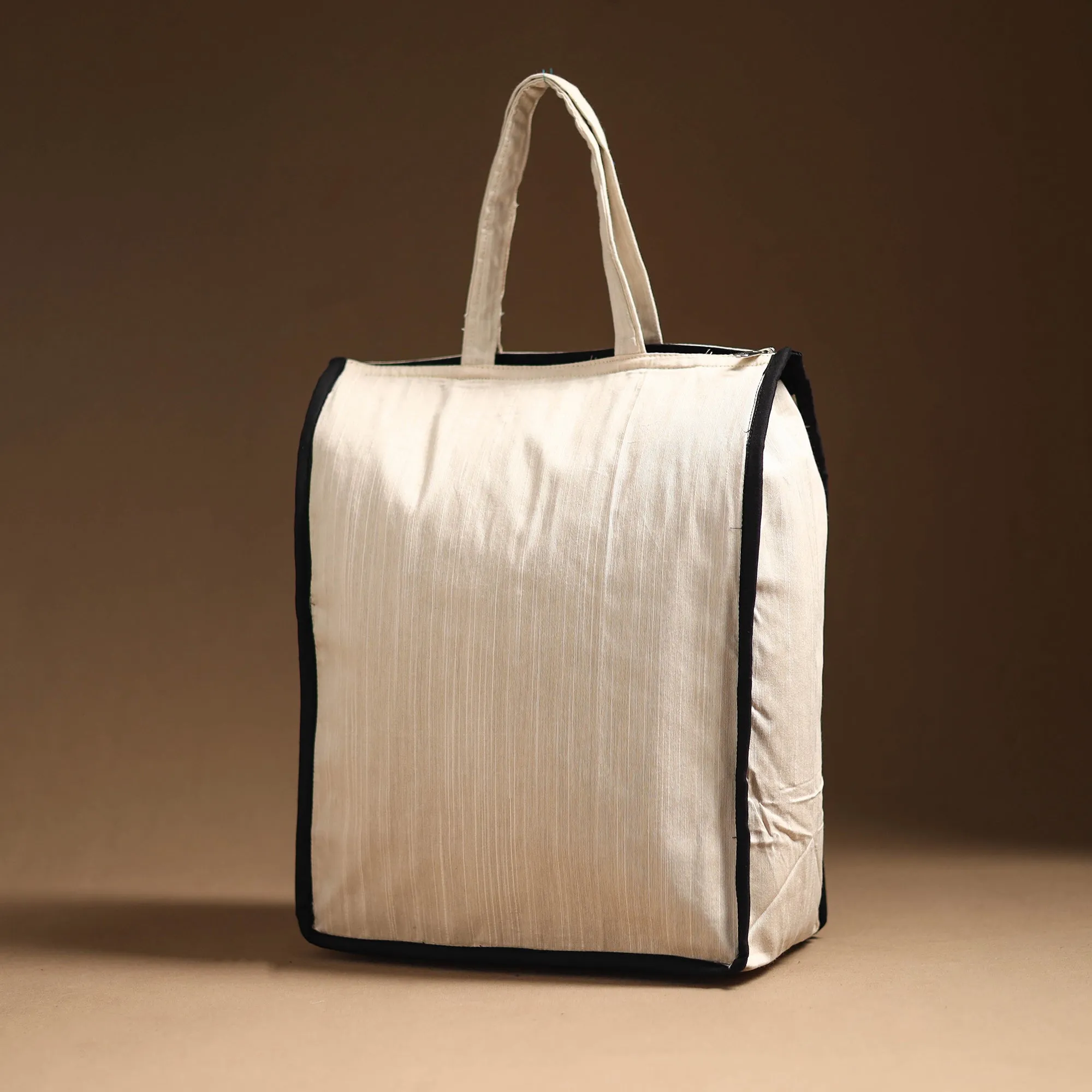 White - Handcrafted Cotton Shopping Bag 25